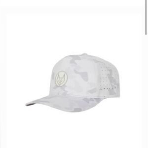 NWOT Brawn & Fox The Tundra White Camo Hat